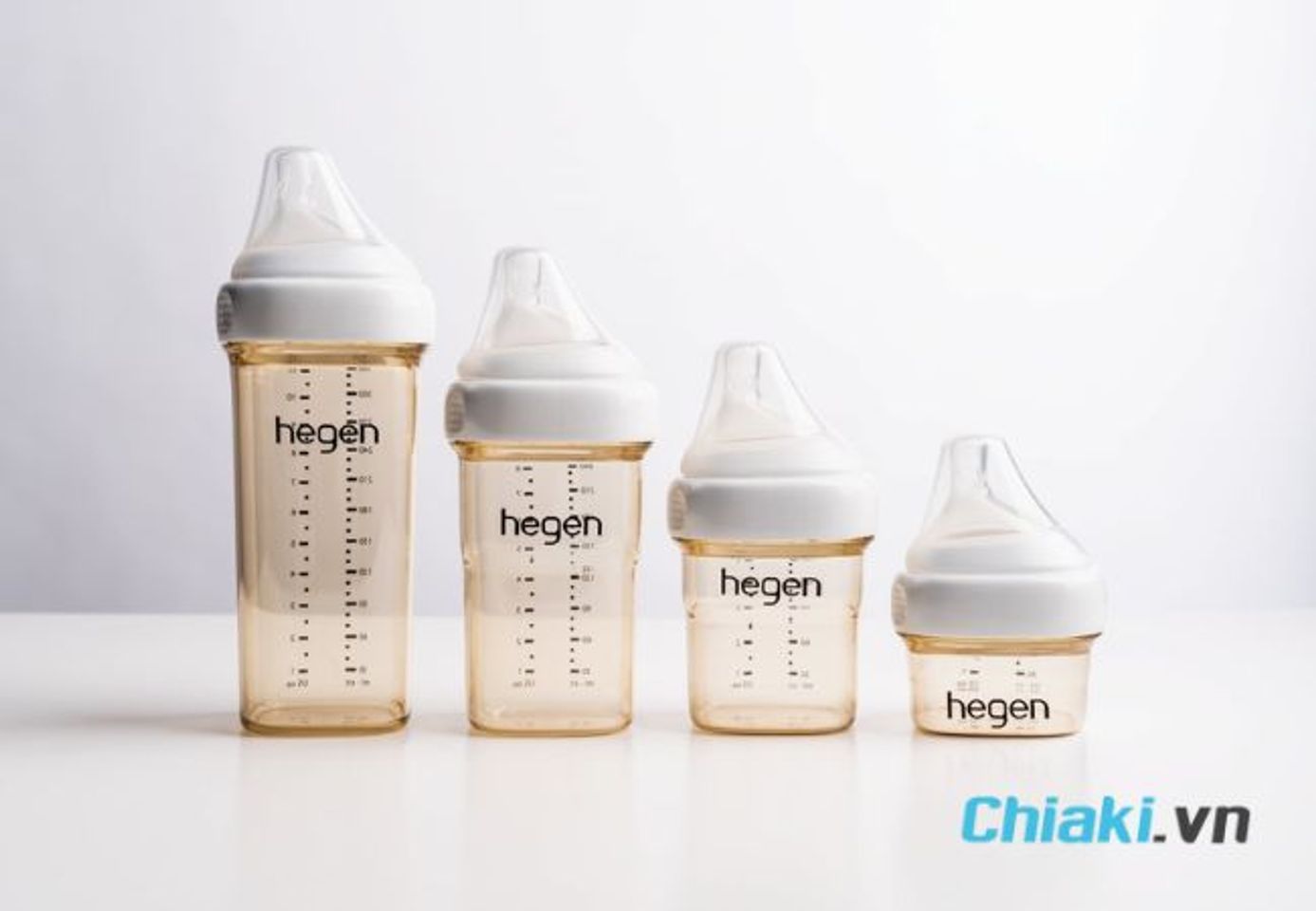 Qu&agrave; sinh nhật cho b&eacute; trai 1 tuổi - B&igrave;nh sữa cho b&eacute;