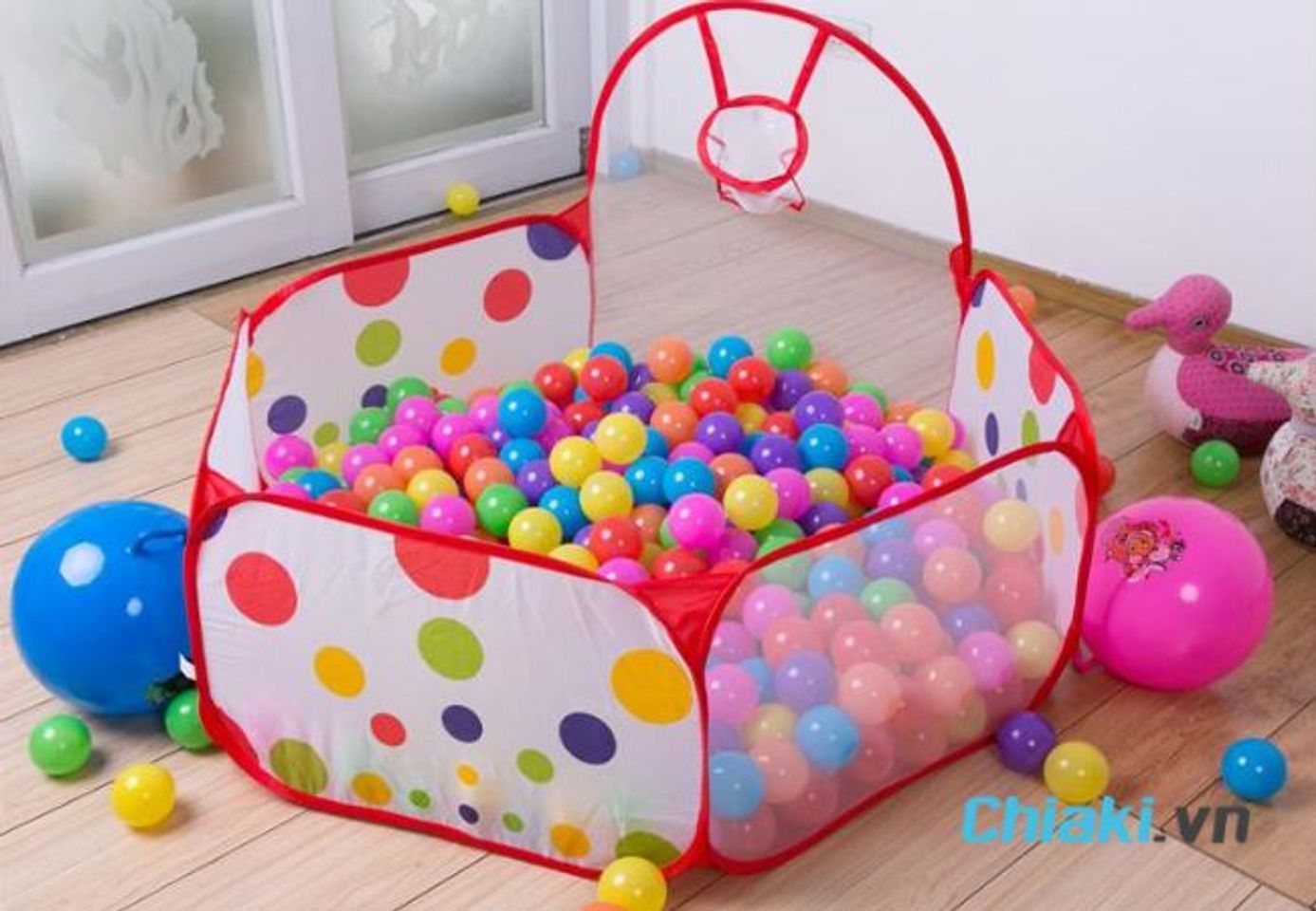 Qu&agrave; sinh nhật cho b&eacute; trai 1 tuổi - Bộ đồ chơi nh&agrave; banh