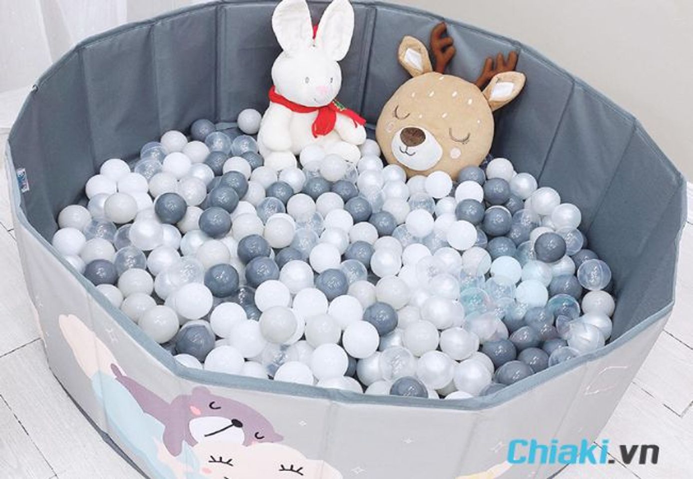 Qu&agrave; sinh nhật cho b&eacute; trai 2 tuổi - Đồ chơi b&oacute;ng nhựa
