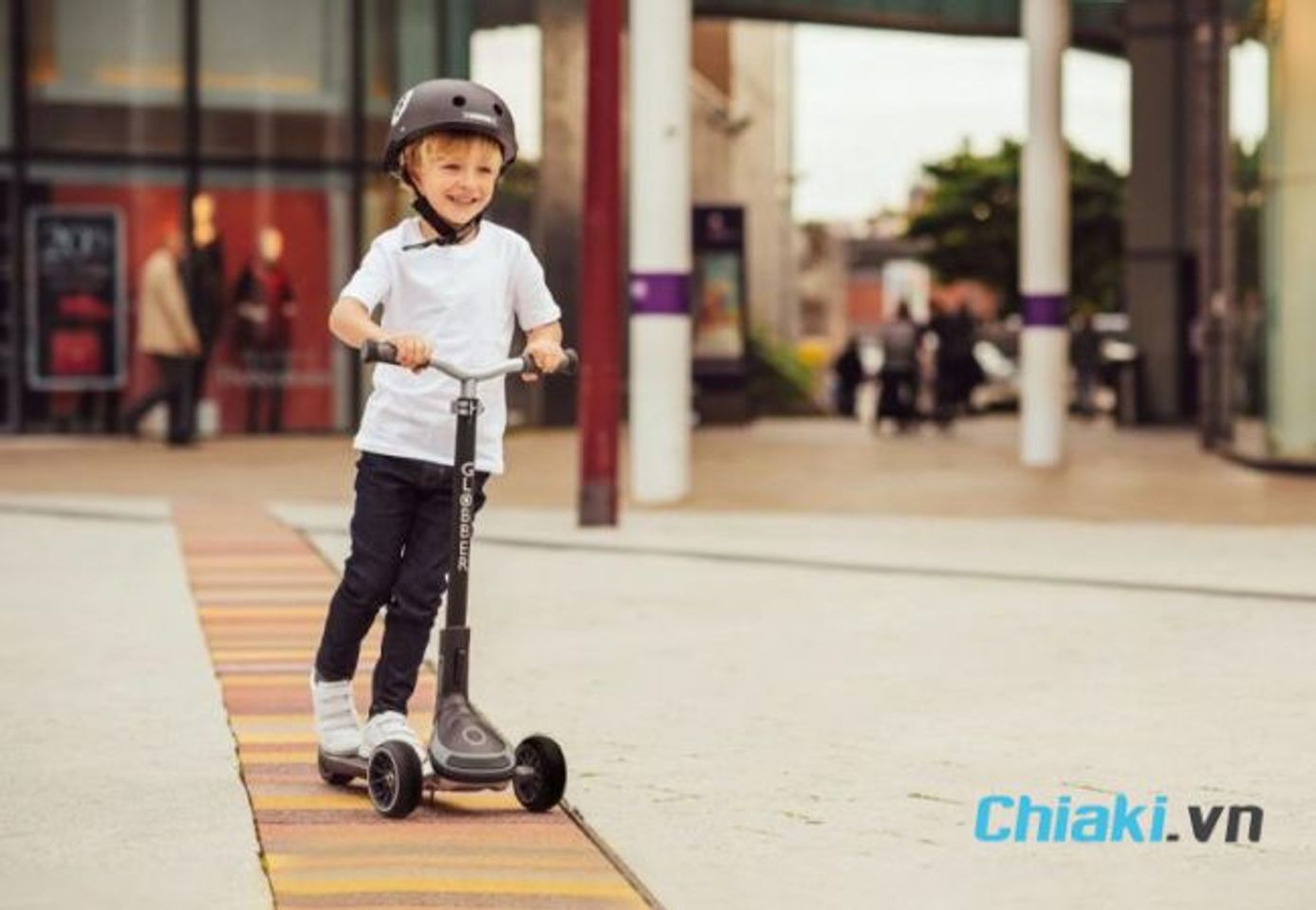 Qu&agrave; sinh nhật cho b&eacute; trai 6 tuổi - Xe trượt scooter&nbsp;