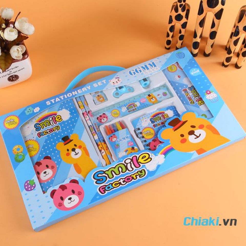  Qu&agrave; sinh nhật cho b&eacute; trai 9 tuổi - Bộ đồ d&ugrave;ng học tập&nbsp;