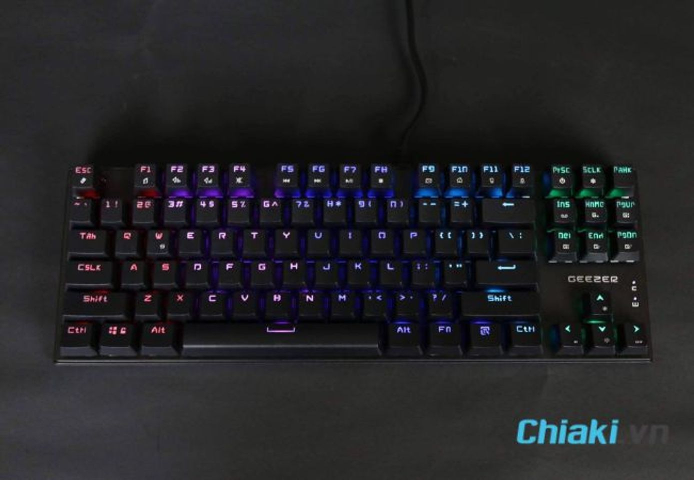 Qu&agrave; sinh nhật cho nam 20 tuổi - B&agrave;n ph&iacute;m cơ