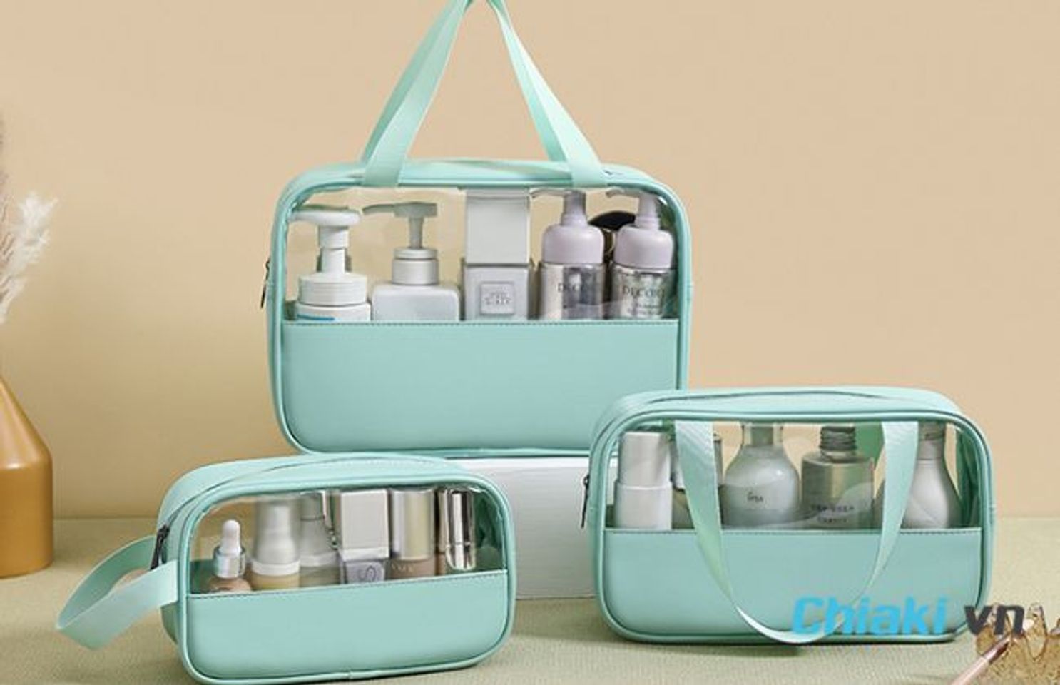 Qu&agrave; sinh nhật cho nữ dưới 100k - T&uacute;i đựng mỹ phẩm