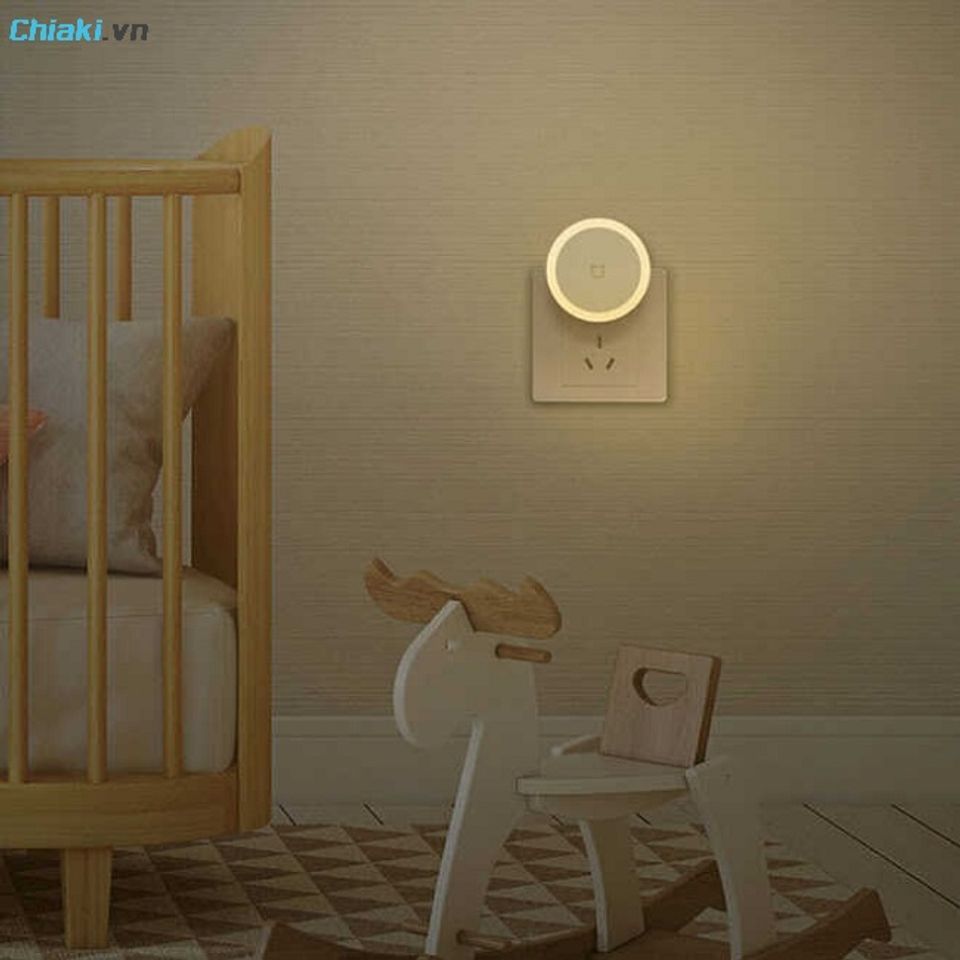 Đ&egrave;n ngủ cảm biến sang trọng gi&uacute;p tiết kiệm năng lượng m&agrave; c&ograve;n đảm bảo an to&agrave;n