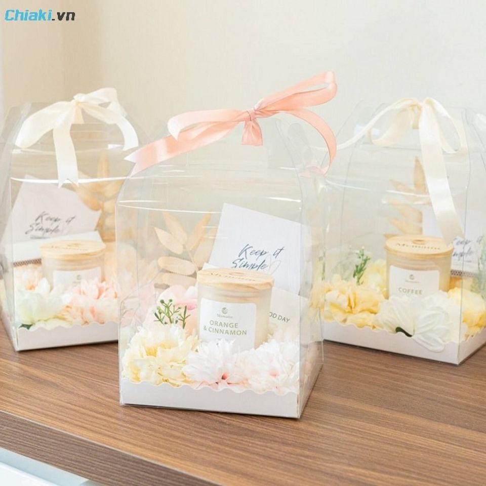 Nến thơm handmade sử dụng để tặng cho bạn b&egrave; của m&igrave;nh