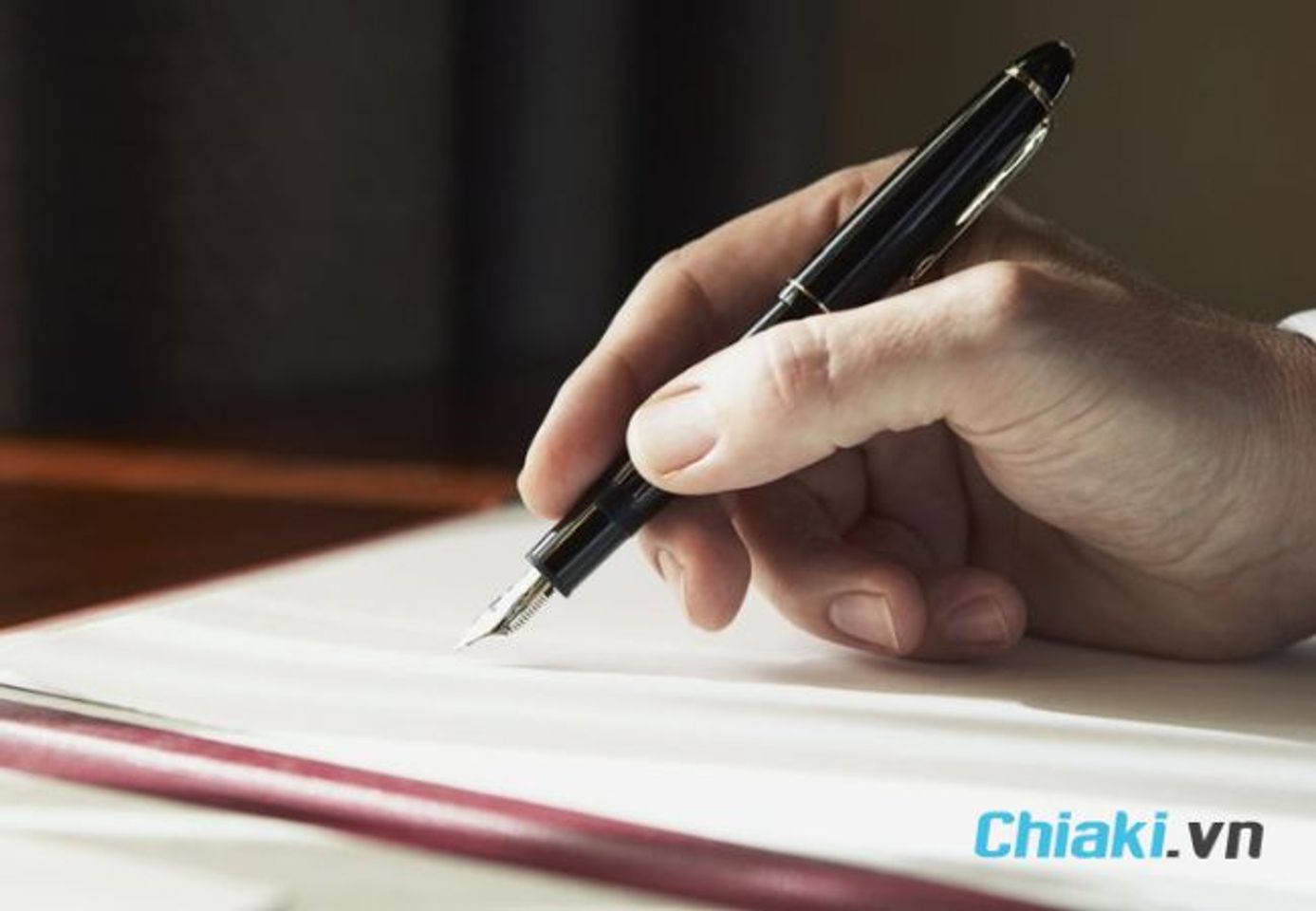 Qu&agrave; tặng sinh nhật cho đ&agrave;n &ocirc;ng 40 tuổi - B&uacute;t k&yacute;