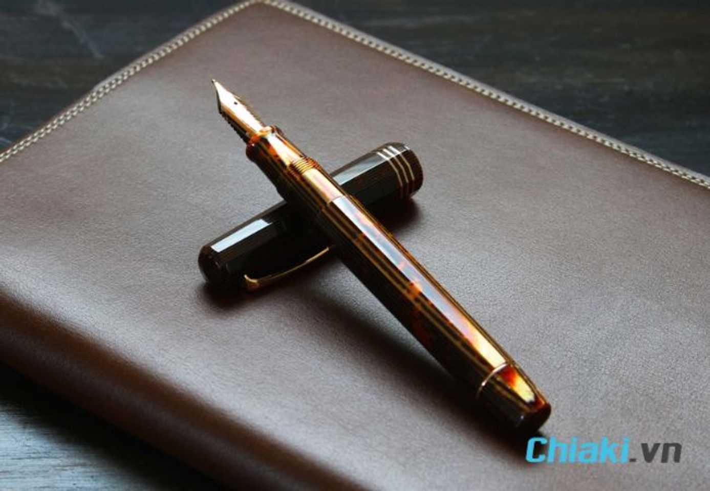 Qu&agrave; tặng sinh nhật cho nam 30 tuổi - B&uacute;t k&yacute;