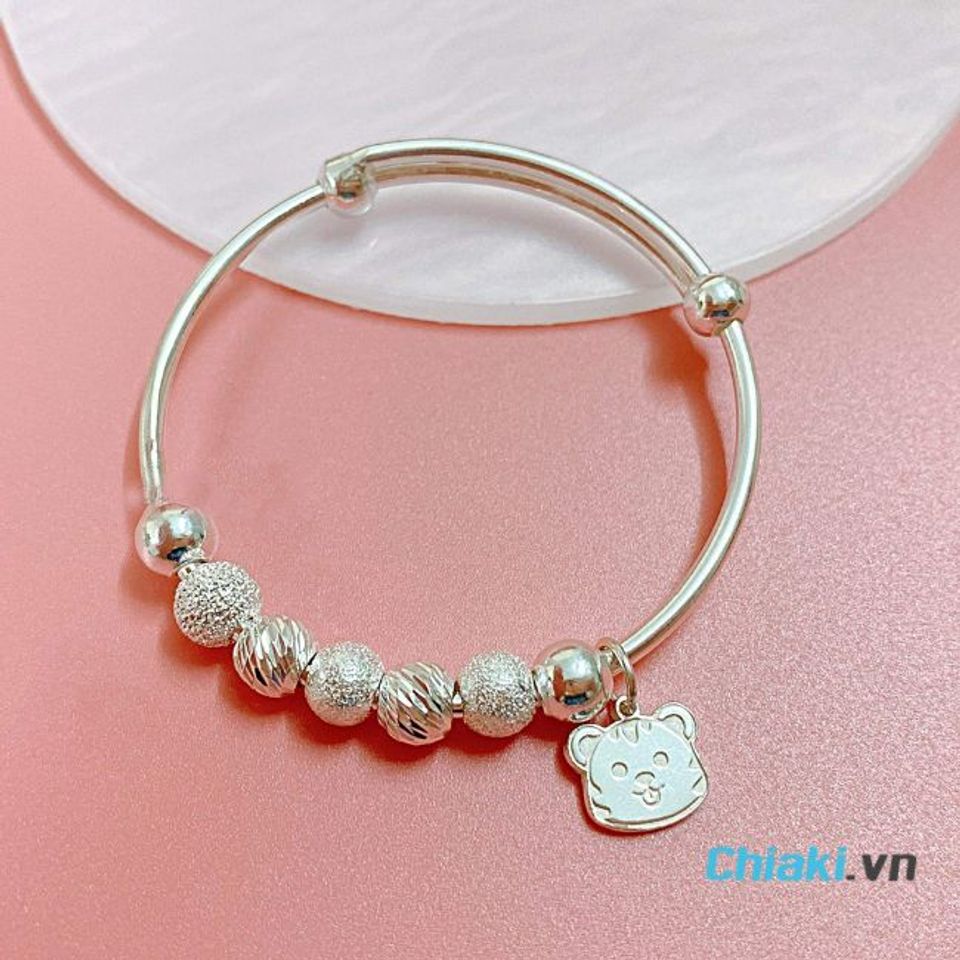 Qu&agrave; sinh nhật cho b&eacute; g&aacute;i 1 tuổi - Trang sức bạc nhỏ xinh