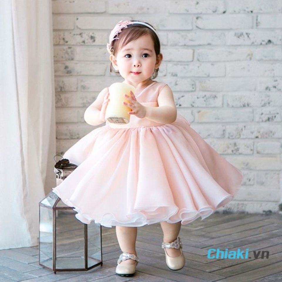 Qu&agrave; sinh nhật cho b&eacute; g&aacute;i 2 tuổi - V&aacute;y c&ocirc;ng ch&uacute;a xinh xắn