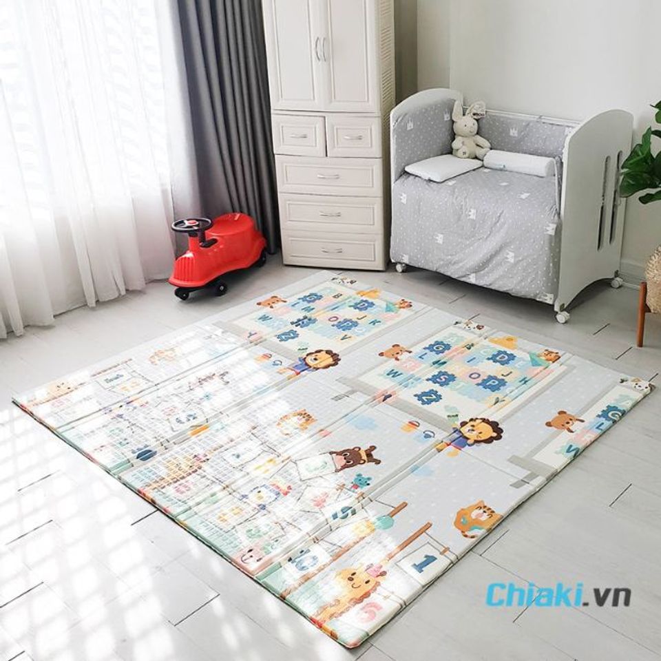 Qu&agrave; sinh nhật cho b&eacute; g&aacute;i 4 tuổi - Thảm chơi hoạt h&igrave;nh