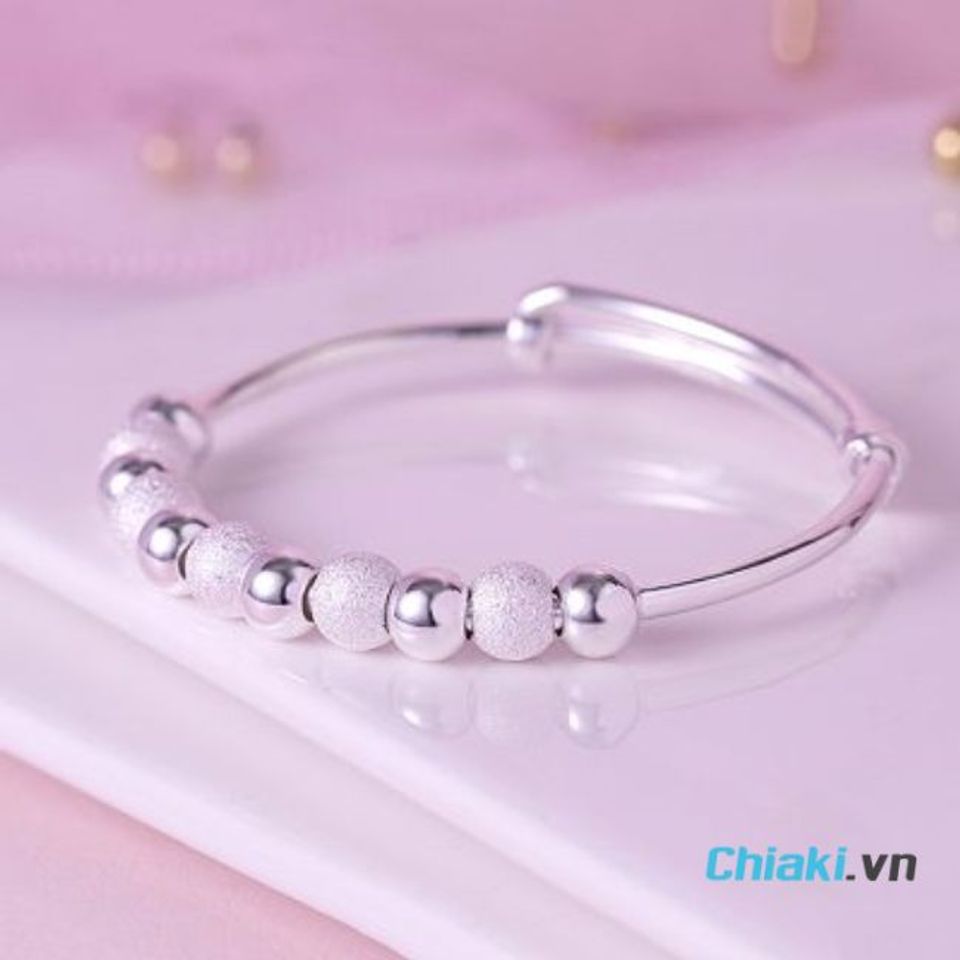 Qu&agrave; sinh nhật cho b&eacute; g&aacute;i 4 tuổi - V&ograve;ng tay bạc