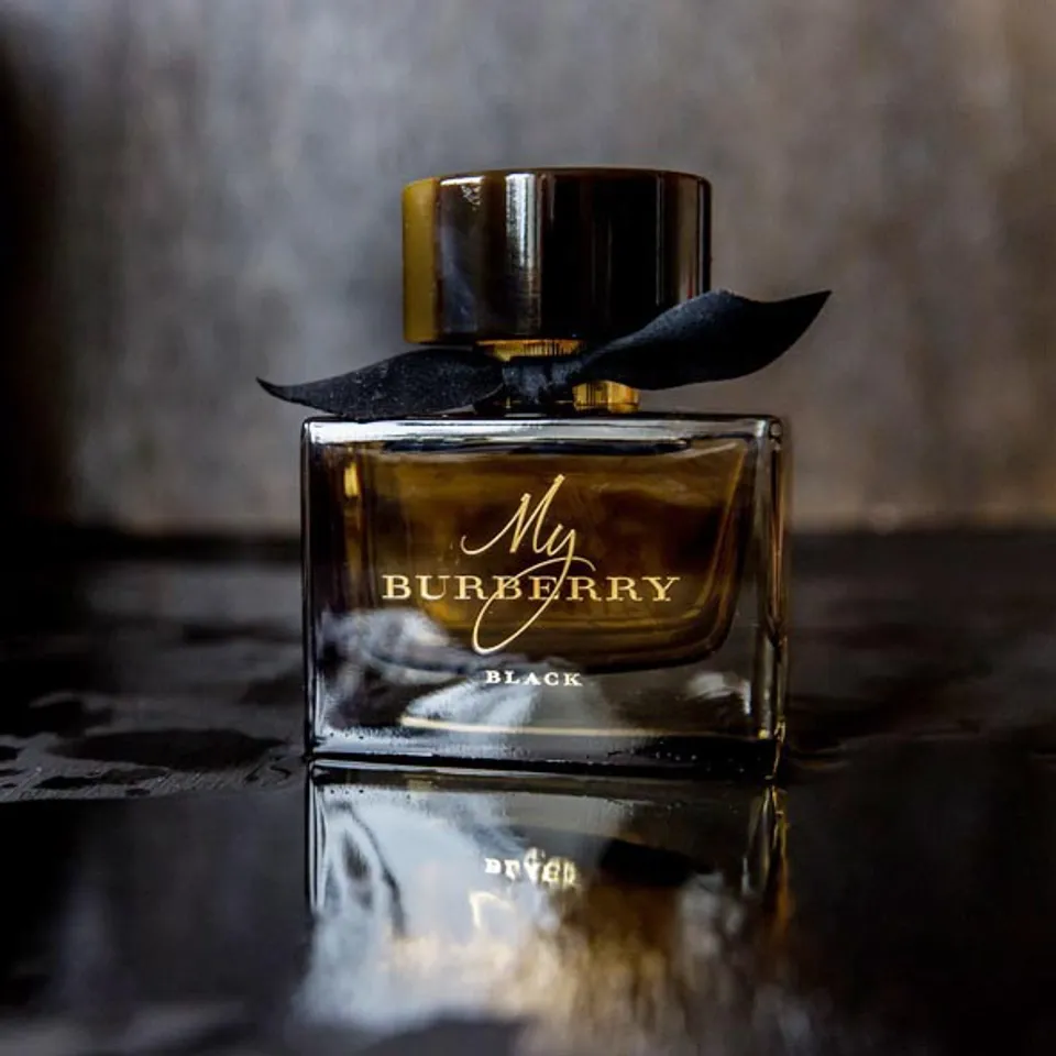 Nước hoa nữ My Burberry Black Eau de Parfum 2