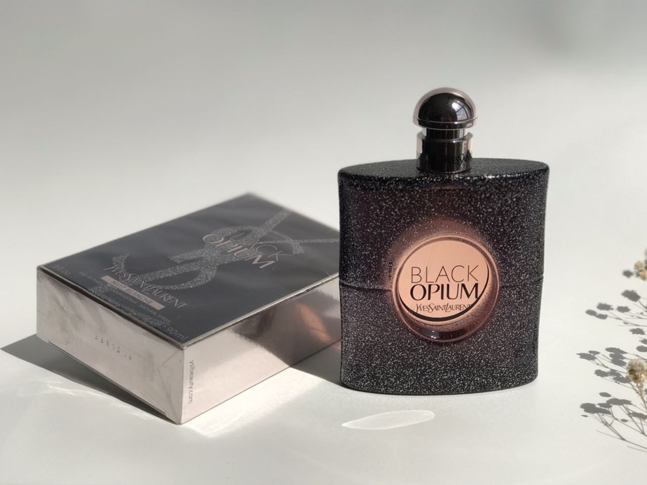 Nước hoa nữ YSL Black Opium EDP 1