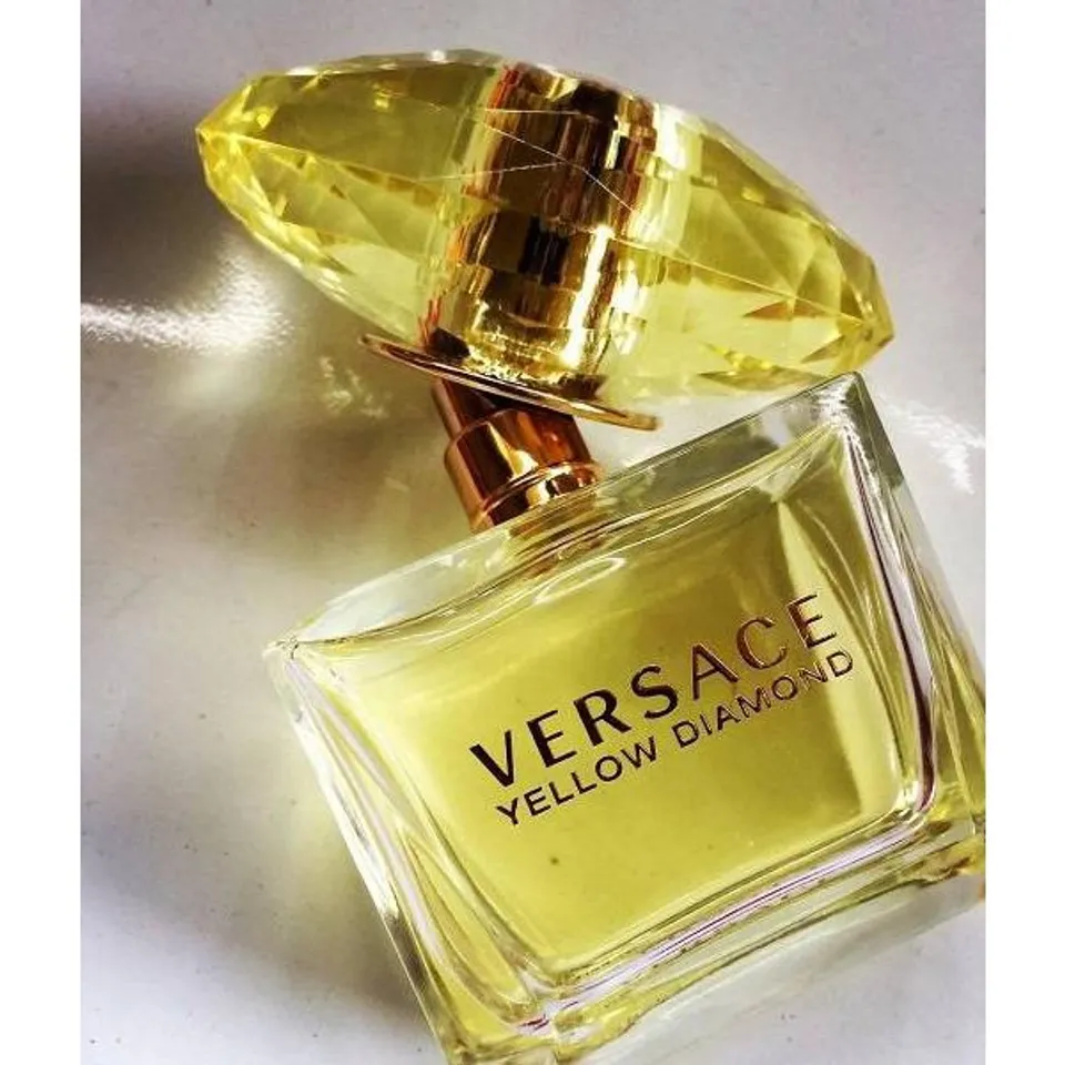 Nước hoa nữ Versace Yellow Diamond 	Eau de Toilette 2