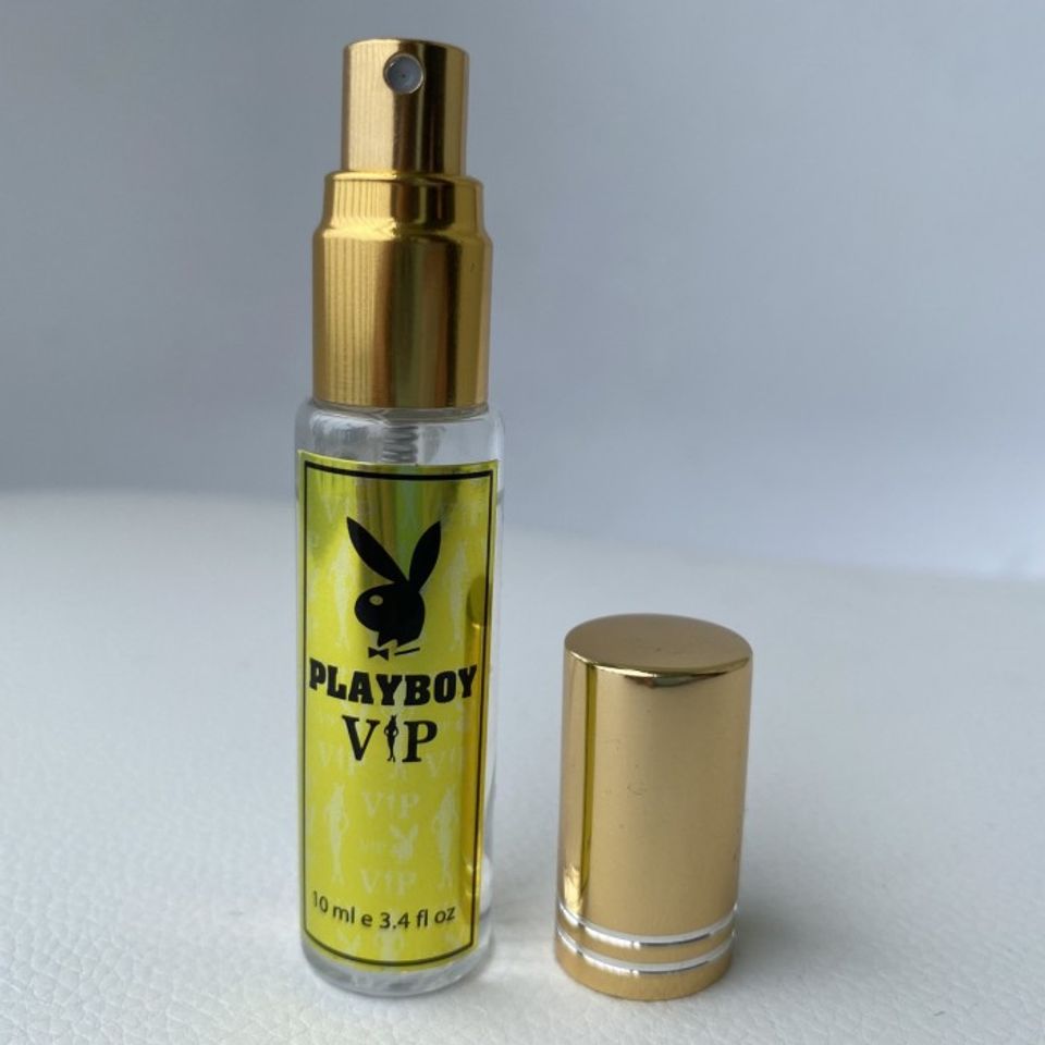 Chai Xịt Playboy Vip Spray USA Kèm Gel Gói Okamoto 2