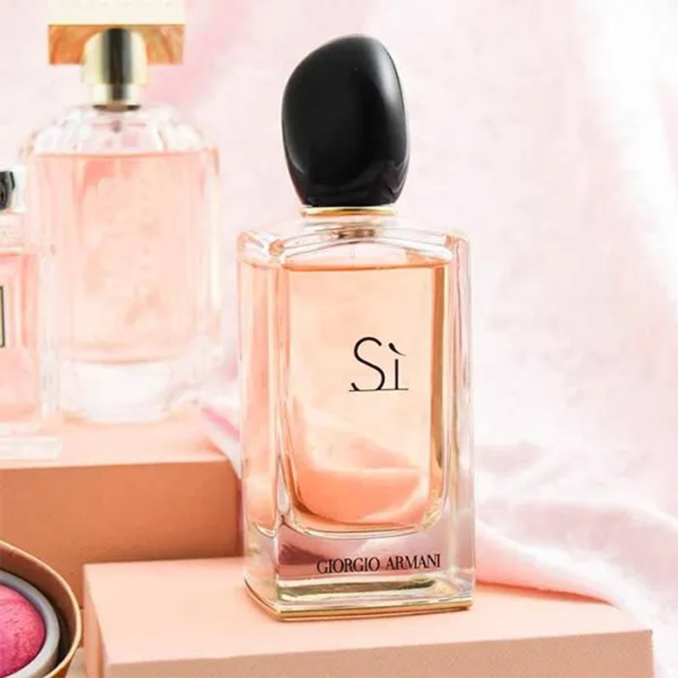 Top 11 nước hoa hương tr&aacute;i c&acirc;y thơm m&aacute;t được y&ecirc;u th&iacute;ch hiện nay 5