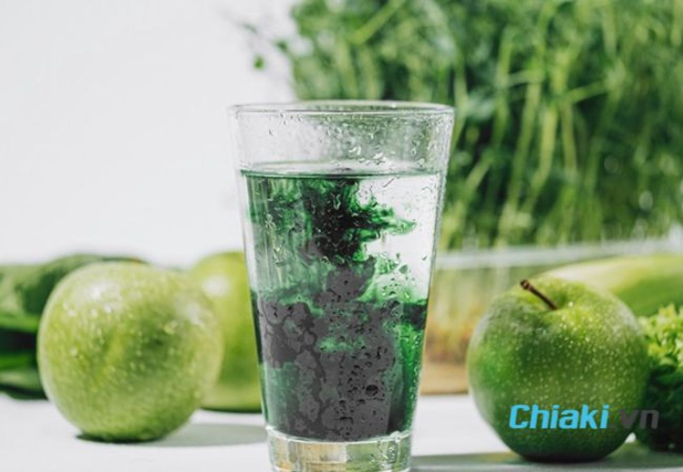 Những ai kh&ocirc;ng n&ecirc;n uống diệp lục collagen - Phụ nữ mang thai v&agrave; cho con b&uacute;