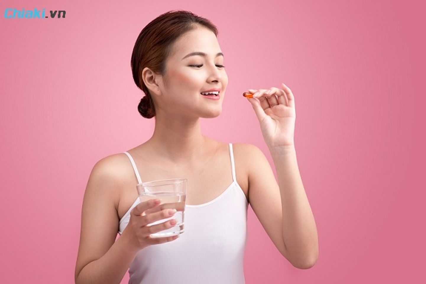 Khi muốn da trắng s&aacute;ng, mờ th&acirc;m n&aacute;m v&agrave; đều m&agrave;u hơn sử dụng vi&ecirc;n uống trắng da