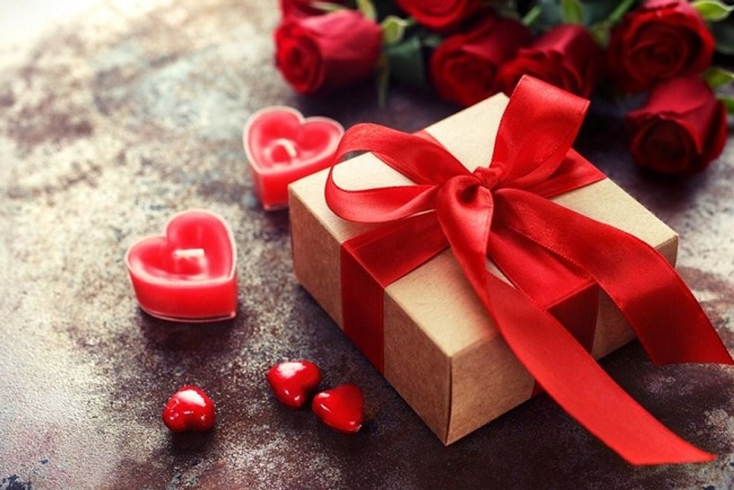 Tặng qu&agrave; Valentine cho bạn g&aacute;i ở xa
