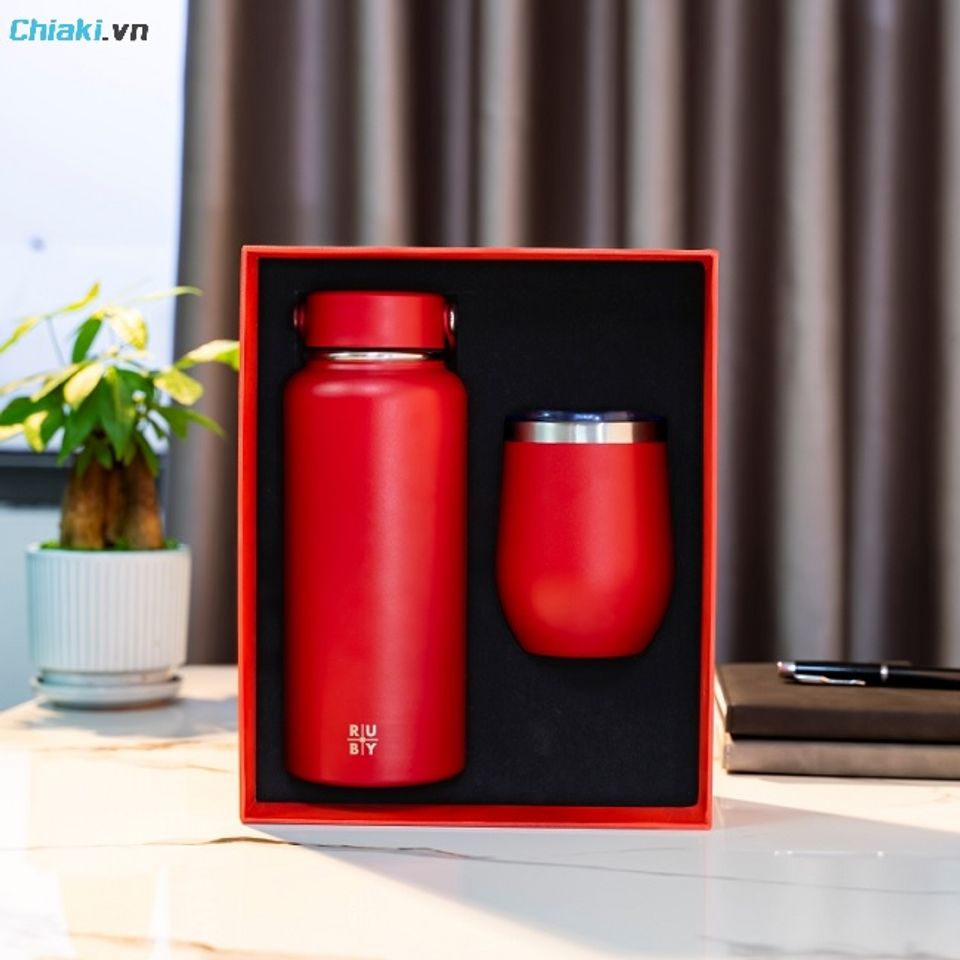 B&igrave;nh giữ nhiệt chất lượng th&iacute;ch hợp tặng c&ocirc; gi&aacute;o 8/3 &yacute; nghĩa