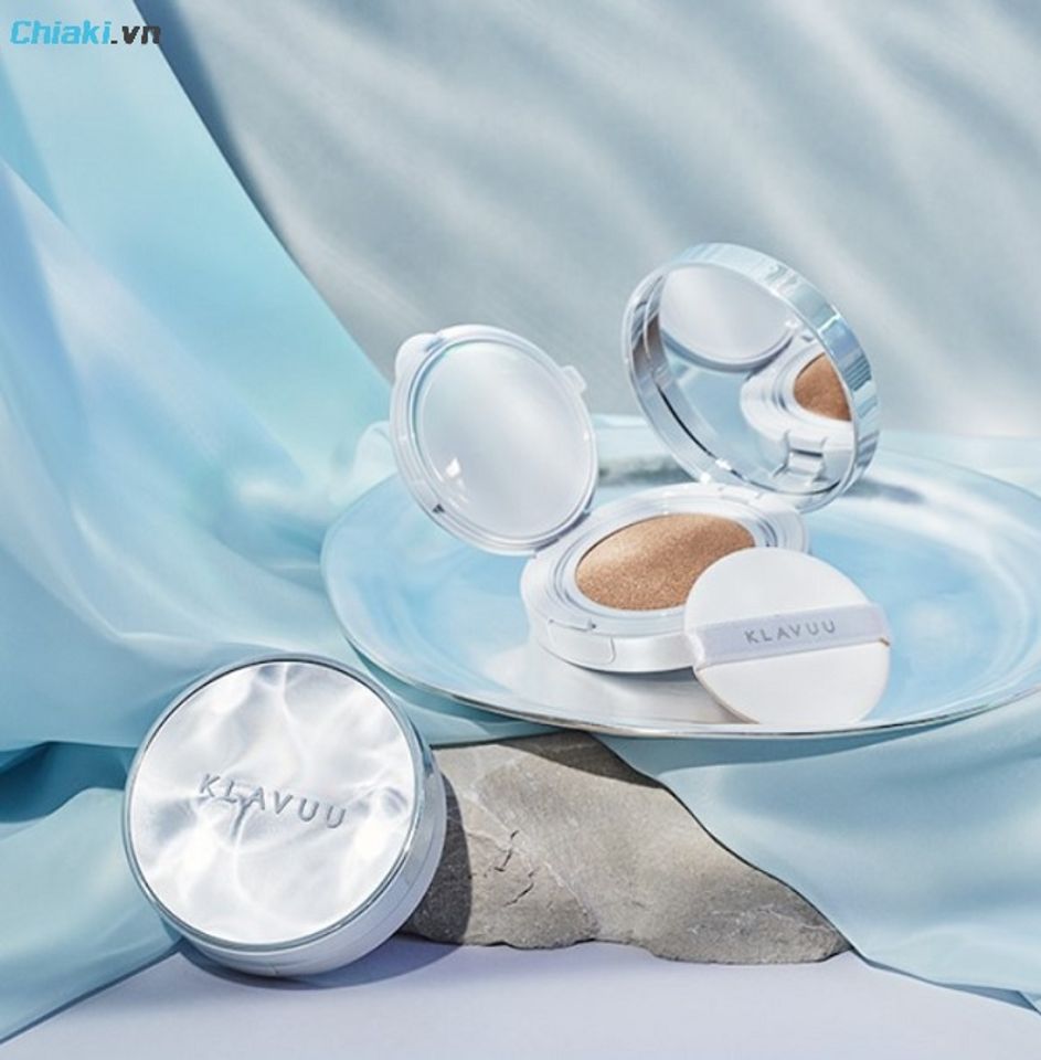 Phấn nước của H&agrave;n Quốc Klavuu Urban Pearlsation SPF50+/PA+++ bắt s&aacute;ng tự nhi&ecirc;n nhờ th&agrave;nh phần ngọc trai