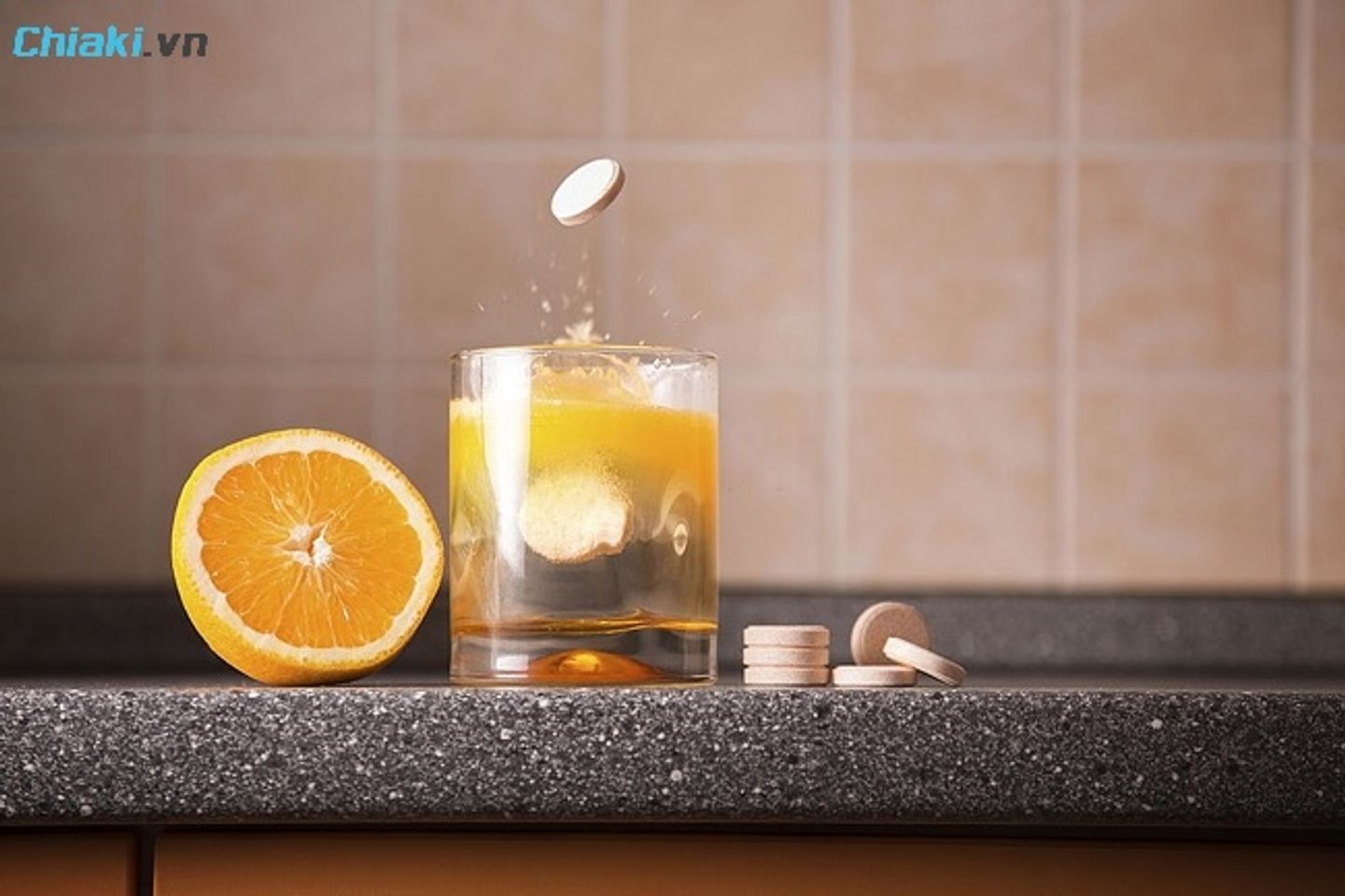 Lựa chọn h&agrave;m lượng vi&ecirc;n sủi Vitamin C ph&ugrave; hợp với nhu cầu sử dụng