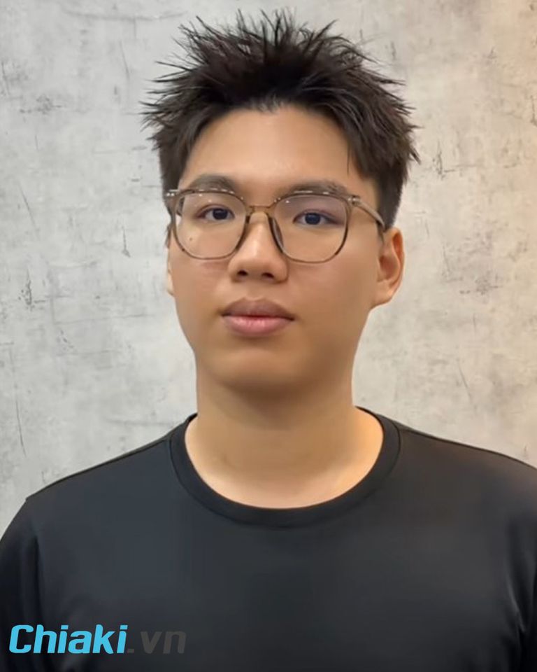 Kiểu t&oacute;c Ivy League linh hoạt cho nam mặt tr&aacute;i xoan