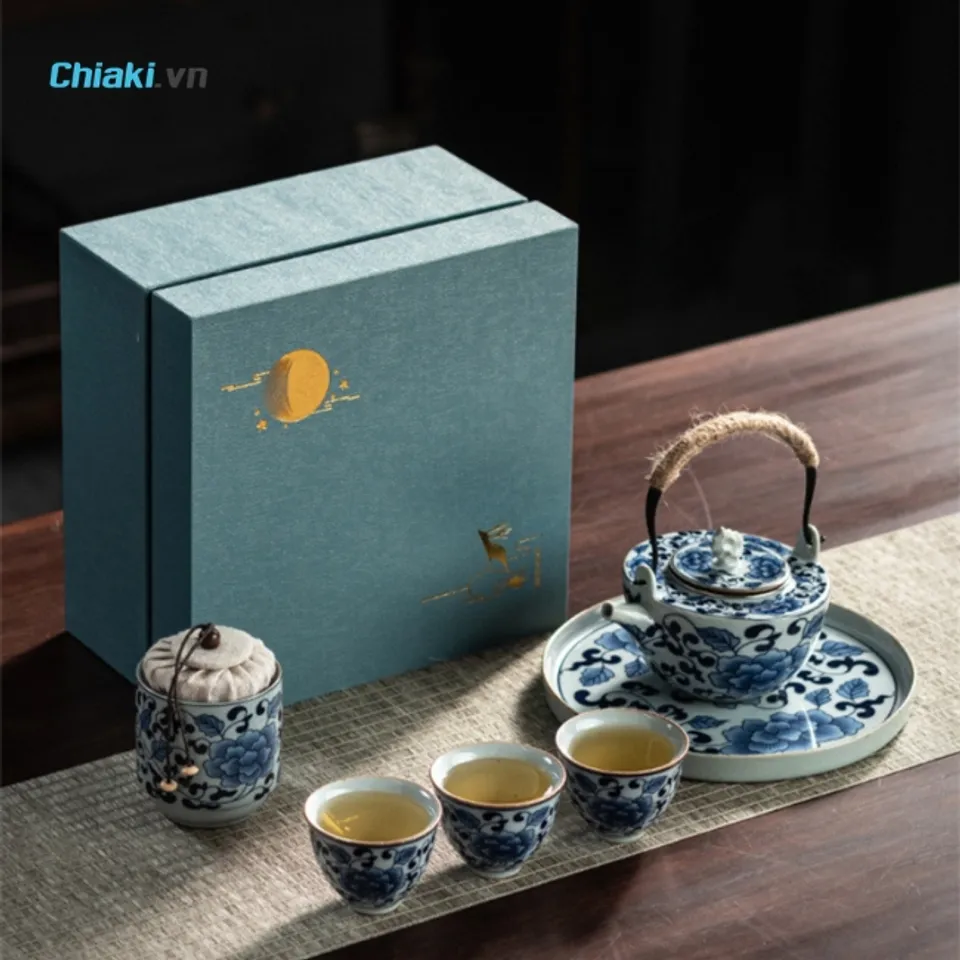 Bộ ấm tr&agrave; cao cấp ph&ugrave; hợp tặng qu&agrave; trung thu cho sếp y&ecirc;u văn h&oacute;a thưởng tr&agrave;