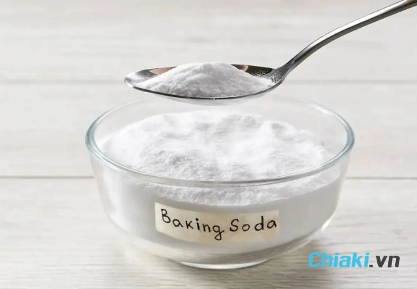 C&aacute;ch đuổi gi&aacute;n trong ph&ograve;ng ngủ bằng baking soda