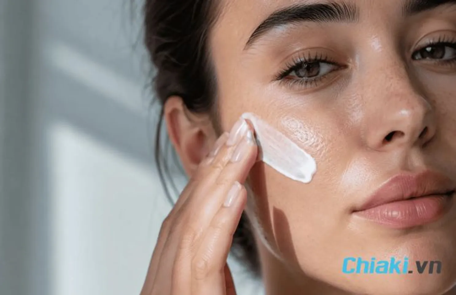 Sử dụng kem chống nắng