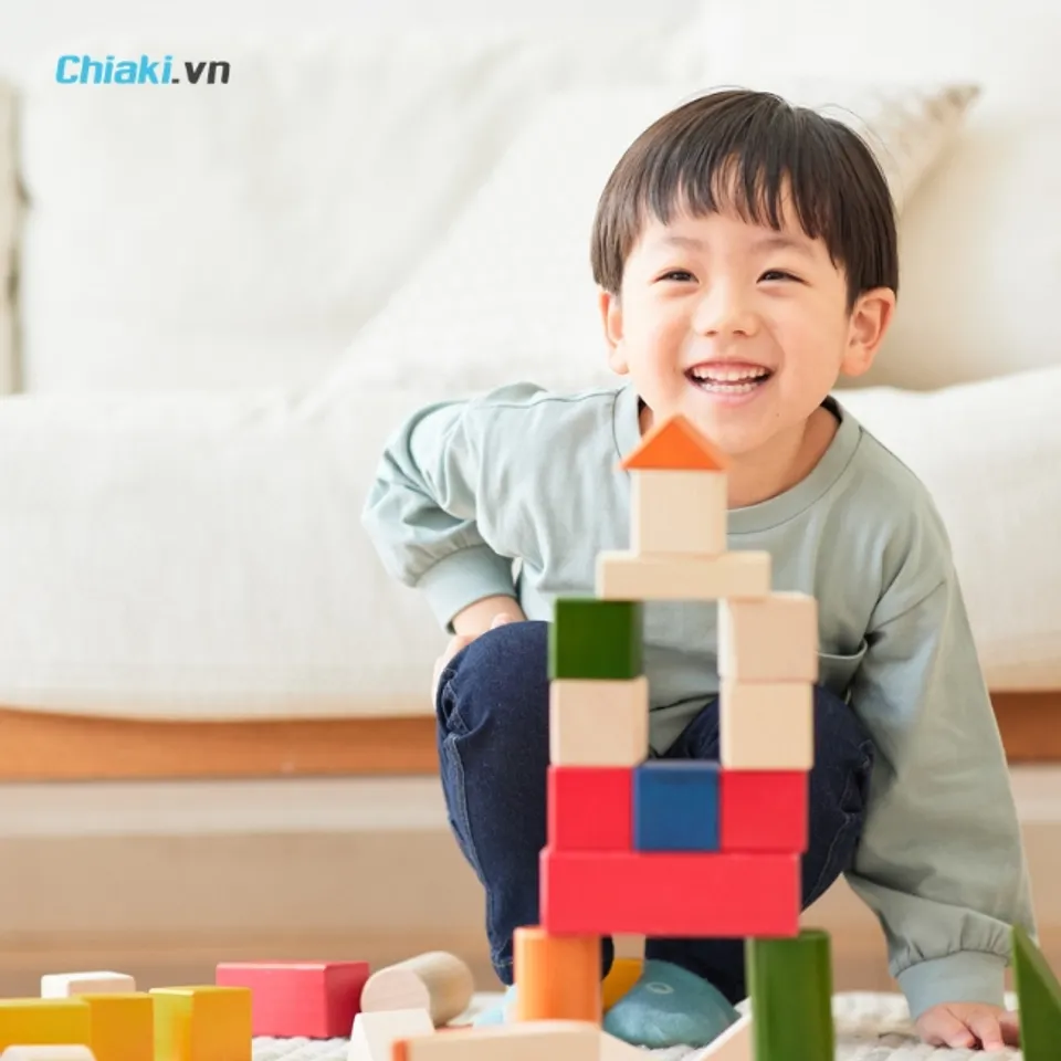 Con trai họ Lương c&oacute; t&ecirc;n kh&ocirc;i ng&ocirc;, tuấn t&uacute;, học thức