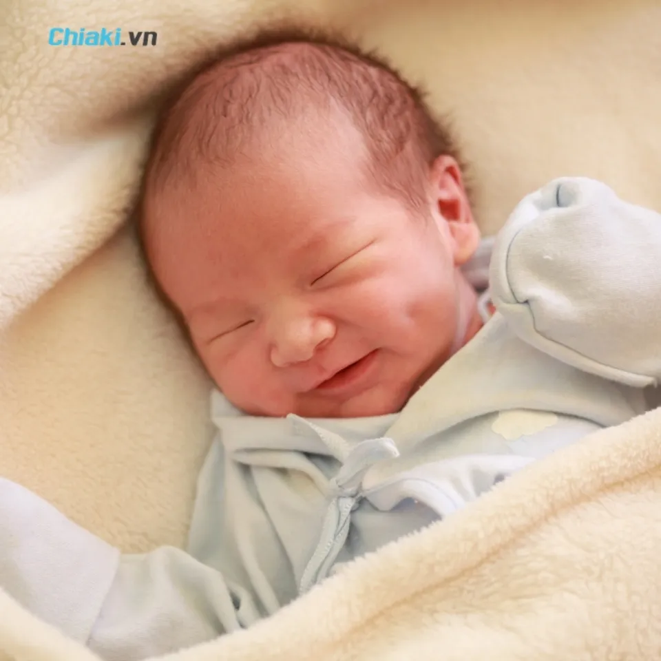 Đặt t&ecirc;n con trai họ L&yacute; mong con th&agrave;nh c&ocirc;ng trong tương lai