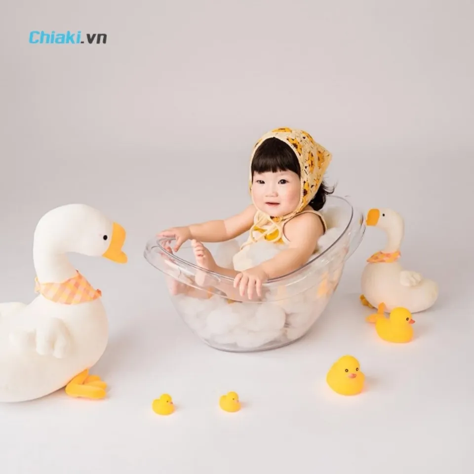Đặt t&ecirc;n con g&aacute;i họ Lương theo chữ V