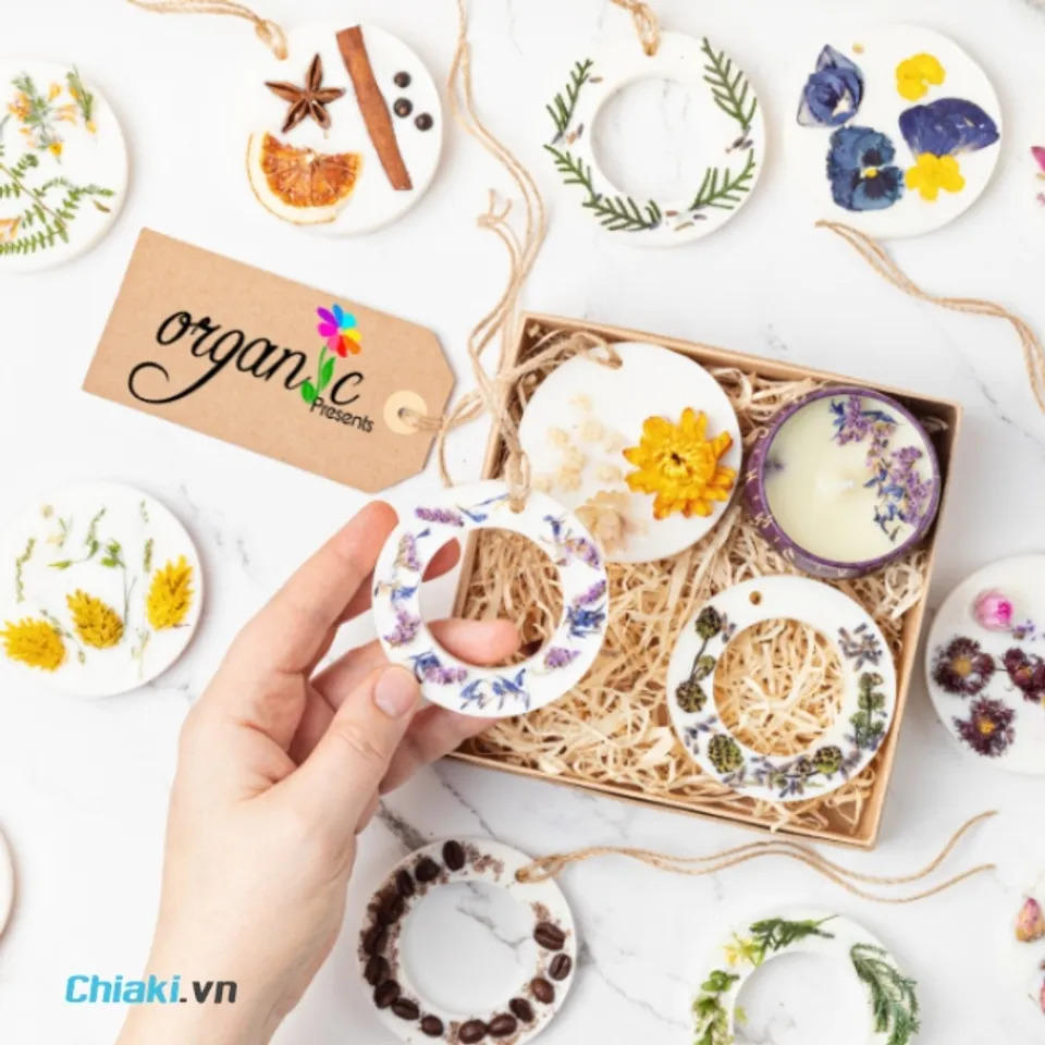 S&aacute;p thơm c&oacute; ưu điểm nhỏ gọn, dễ bảo quản l&agrave;m qu&agrave; cưới tặng kh&aacute;ch