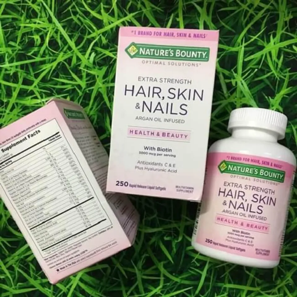 Vitafusion Gorgeous Hair Skin & Nails Supplement Gummies - Raspberry -  135ct : Target
