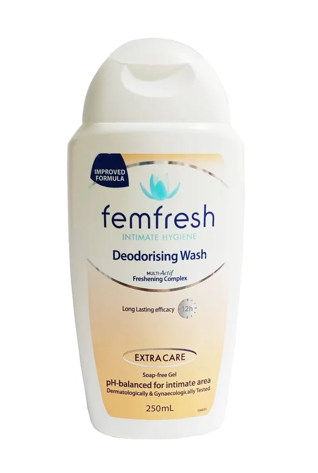 Dung dịch vệ sinh phụ nữ Femfresh Deodorising Wash 250ml