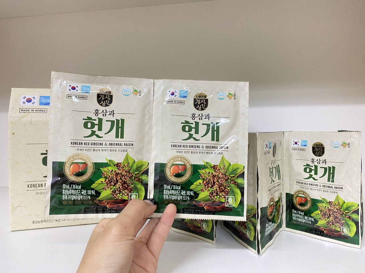 Nước Hỗ Trợ Bổ Gan Hồng Sâm NongHyup Hàn Quốc - Bồi Bổ Cơ Thể, Tăng Đề Kháng, Giảm Stress, Thanh Nhiệt 30 Gói 50ml