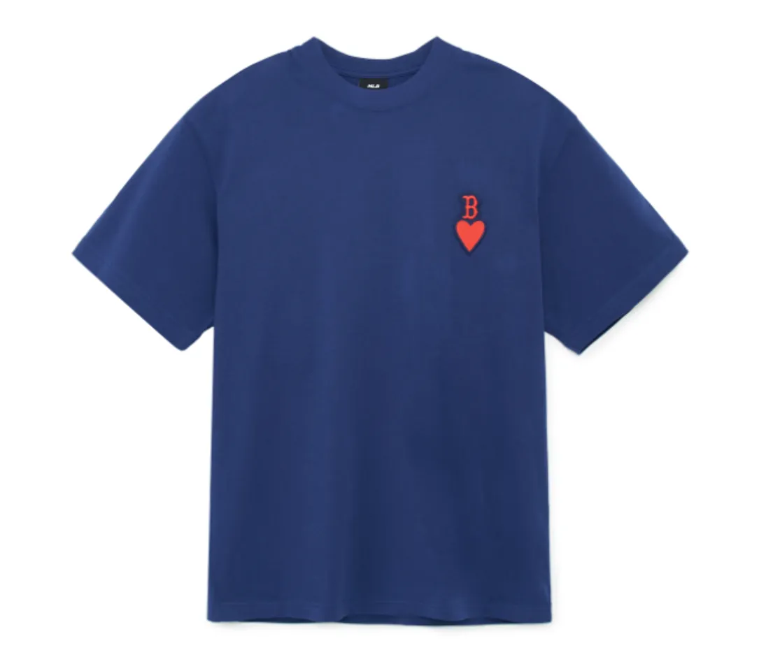 Áo thun MLB Heart Small Logo Overfit Boston Red Sox 3ATSH0133-43NYS xanh navy, XS