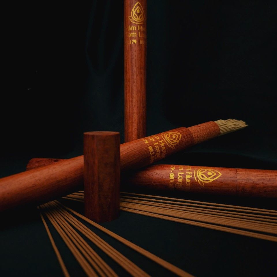 Nhang Trầm Hương Cao Cấp Không Tăm Nam Long - 20g (85 que) - Hương Tự Nhiên Thông Thoáng, Thích Hợp Thiền Định và Yoga