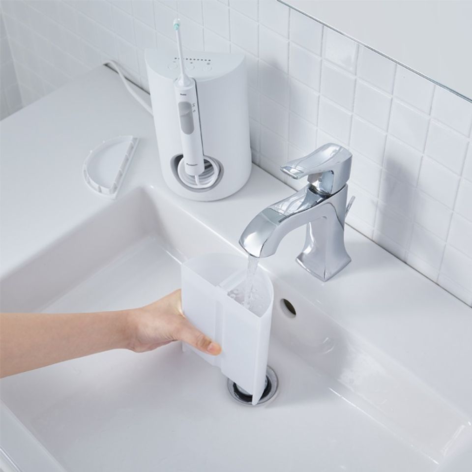 Máy tăm nước Panasonic EW1611 - Thiết bị chăm sóc răng miệng siêu âm 10 mức áp lực, dung tích 600ml, hiệu quả làm sạch tối ưu