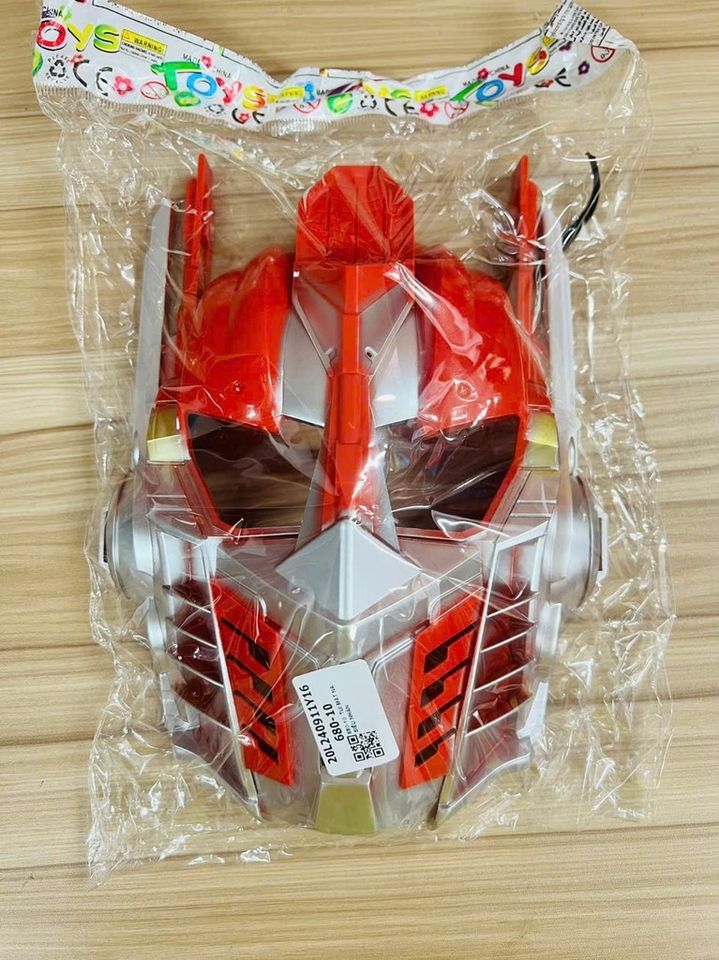 Mặt Nạ Siêu Nhân Robot - Đồ Chơi Hóa Trang Halloween Trung Thu Cho Trẻ Em, Khơi Gợi Sáng Tạo và Giao Tiếp Xã Hội