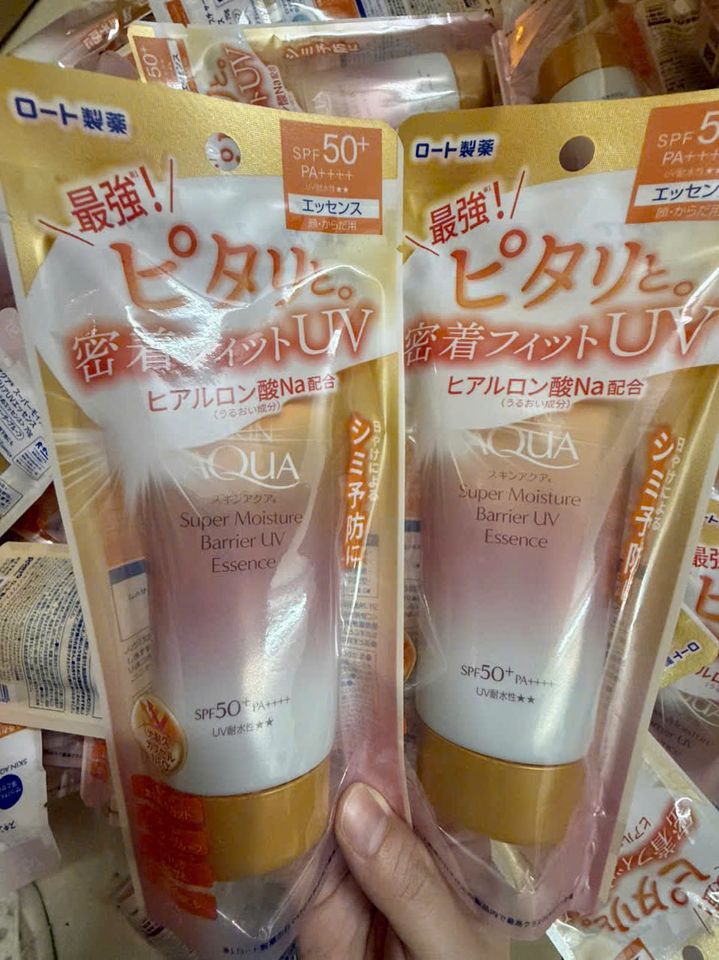 Kem chống nắng Skin Aqua Super Moisture Barrier UV Essence SPF50+ PA++++ (70g) - Chống nắng siêu hiệu quả, bảo vệ da Nhật Bản