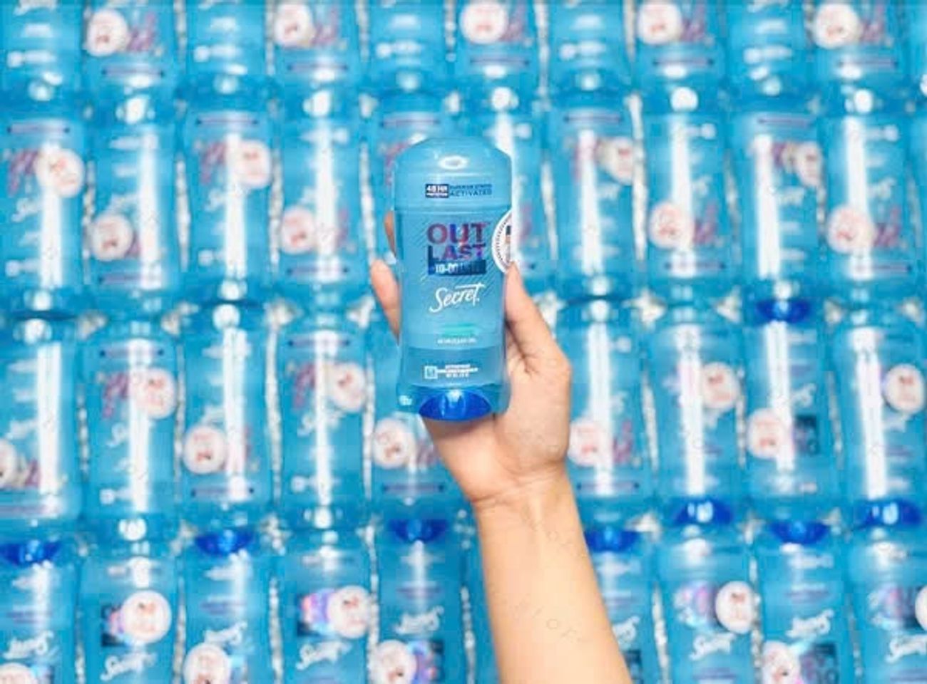Lăn Khử Mùi Dạng Gel Secret Out Last - Không Mùi 73G, Giúp Ngăn Mùi Hiệu Quả, Thích Hợp Cho Da Nhạy Cảm, Duy Trì Cảm Giác Tươi Mát Suốt Ngày