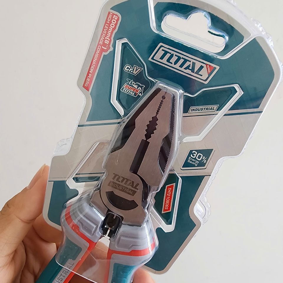 Kìm Điện 8 Inch Total THT210806S - Chất Liệu CR-V, Lưỡi Cắt Sắc Bén, Tay Cầm Cách Điện 1000V, Dụng Cụ Cầm Tay Chuyên Nghiệp