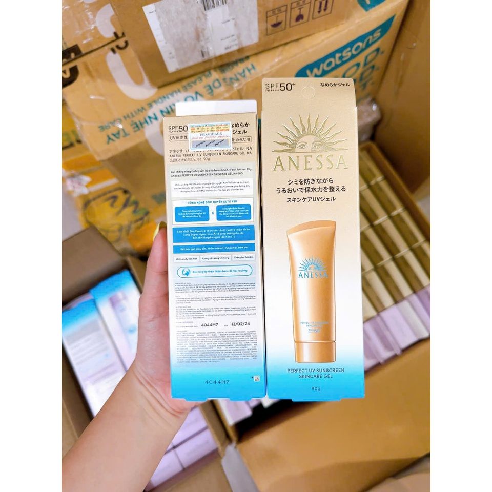 Gel Chống Nắng Anessa Perfect UV SPF50+/PA++++ 90g - Dưỡng Ẩm, Bảo Vệ Da Khỏe Mạnh Trước Tia UV & Ánh Sáng Xanh