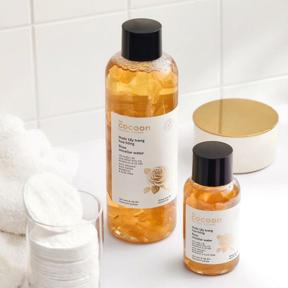 Nước Tẩy Trang Cocoon Hoa Hồng 140ml - Dịu Mát Làm Sạch Trang Điểm, Cấp Ẩm và Làm Mềm Da, Phù Hợp Mọi Loại Da