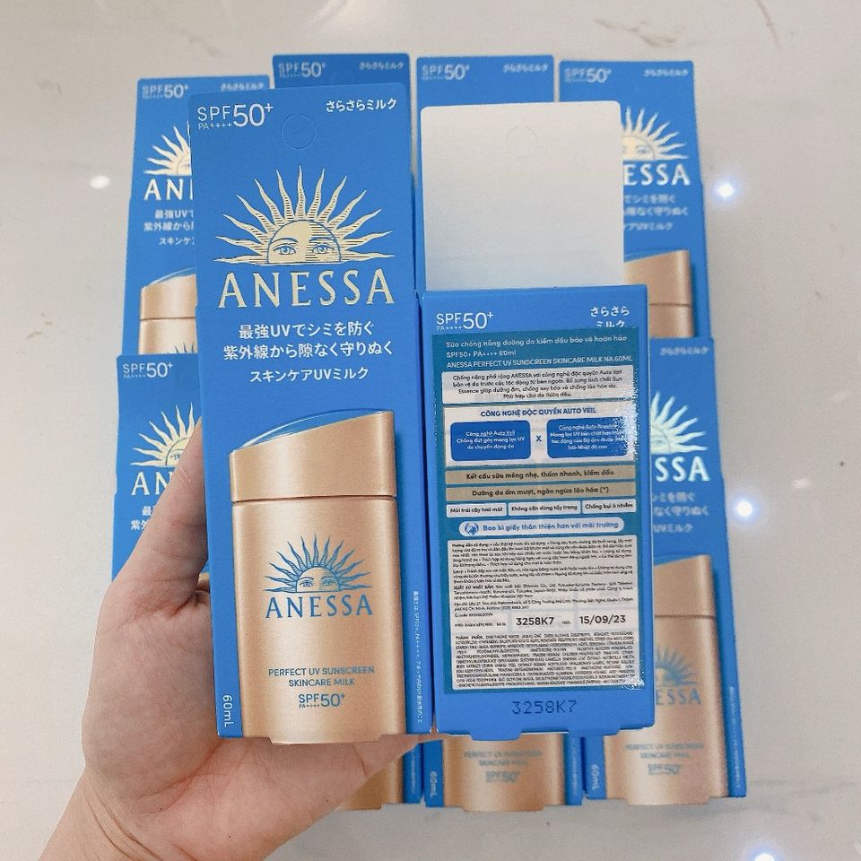 Sữa Chống Nắng Anessa Perfect UV SPF50+ PA++++ - Dưỡng Da Kiềm Dầu 60ml, Phù hợp Mọi Loại Da, Sử Dụng Ngày và Ngoài Trời