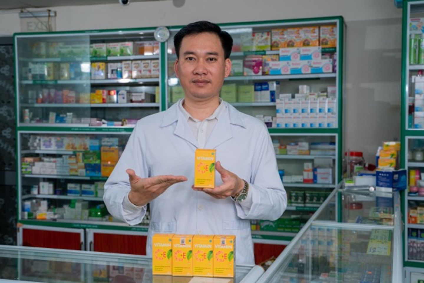 Viên Uống Vitamin C+E - Hỗ Trợ Làm Đẹp Da, Tăng Cường Sức Đề Kháng, Chống Oxy Hóa Cao Cho Phụ Nữ Tuổi Sinh Sản