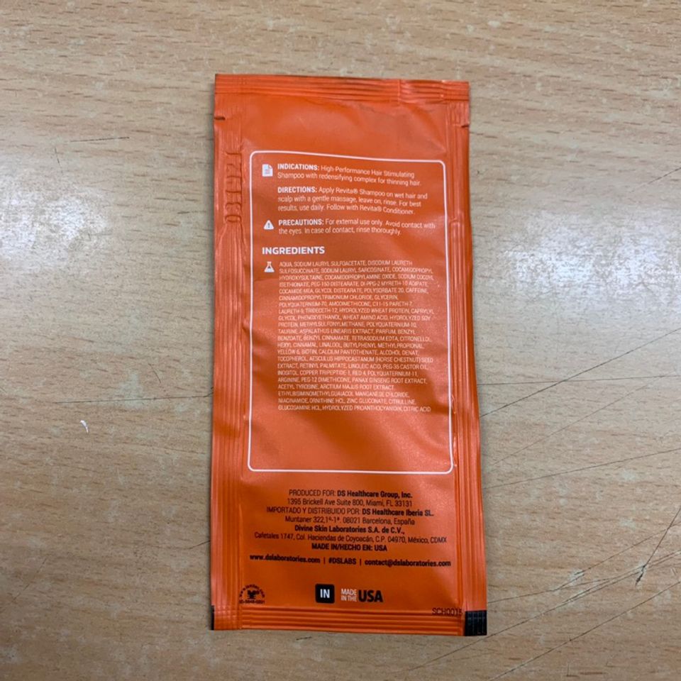 Dầu gội Revita 8ml - Giảm gãy rụng, kích thích mọc tóc - Chăm sóc tóc cho nam, nữ, an toàn cho tóc nhuộm, không chứa sulfate