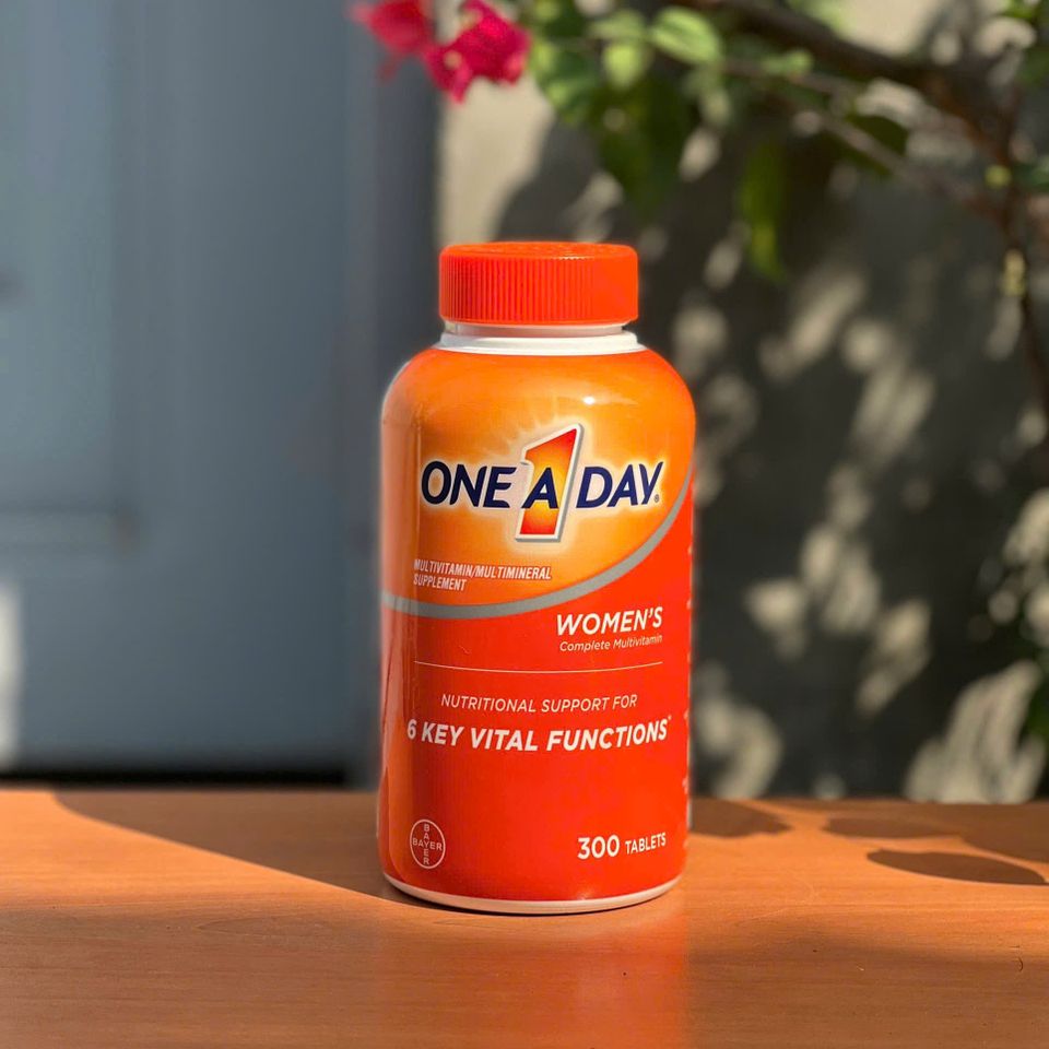 Vitamin tổng hợp One A Day Women - Dinh dưỡng cho nữ dưới 50 tuổi, tăng cường sức khỏe, làm đẹp da, hỗ trợ chức năng não bộ